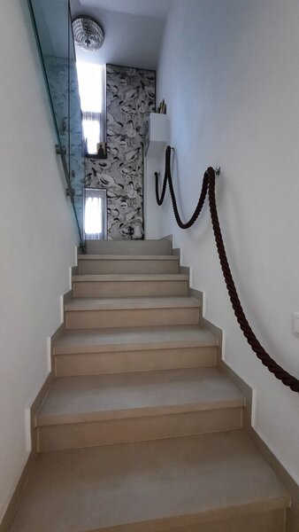 Damaroaia, vanzare vila mobilata/ utilata complet